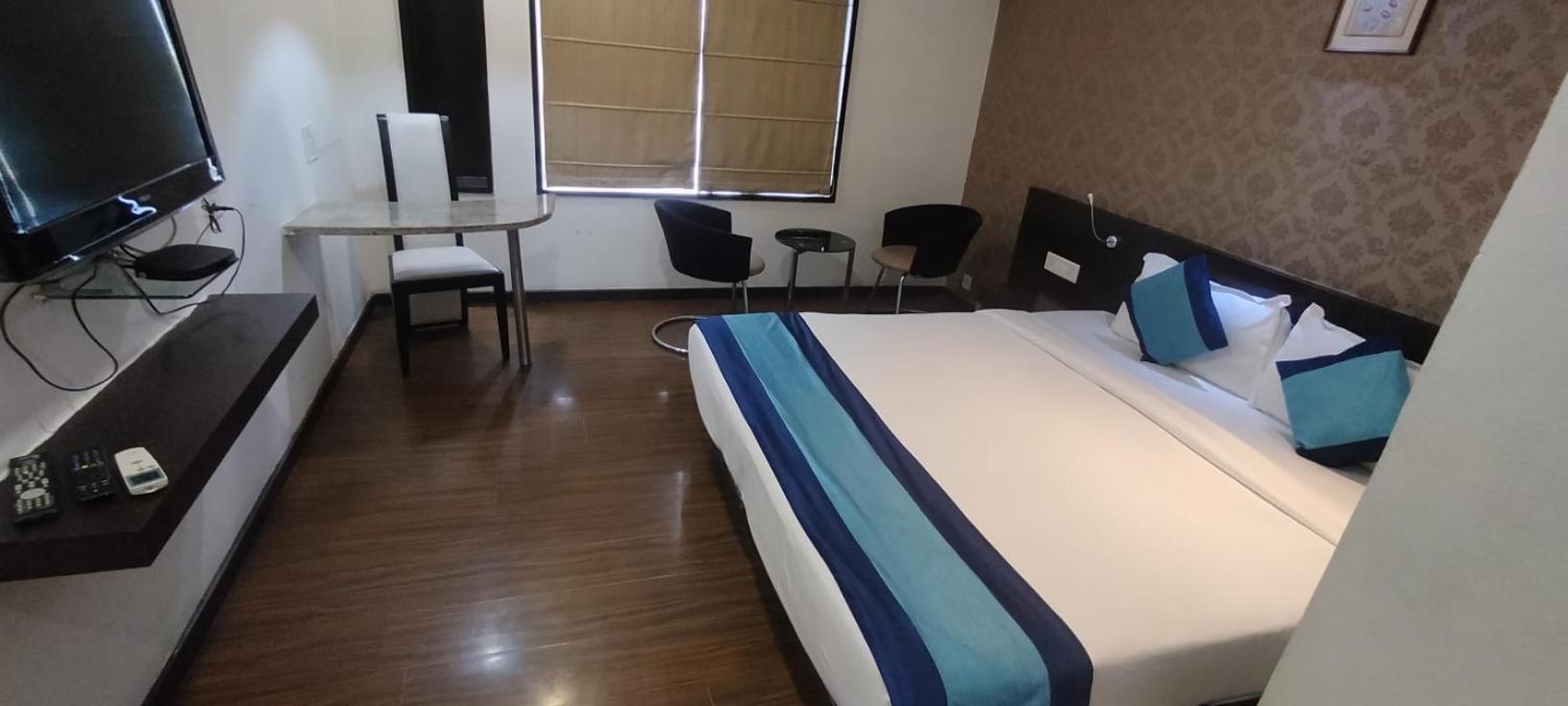 Hotel Lxia Hinjewadi - Indian Nationals Only Pimpri-Chinchwad 외부 사진