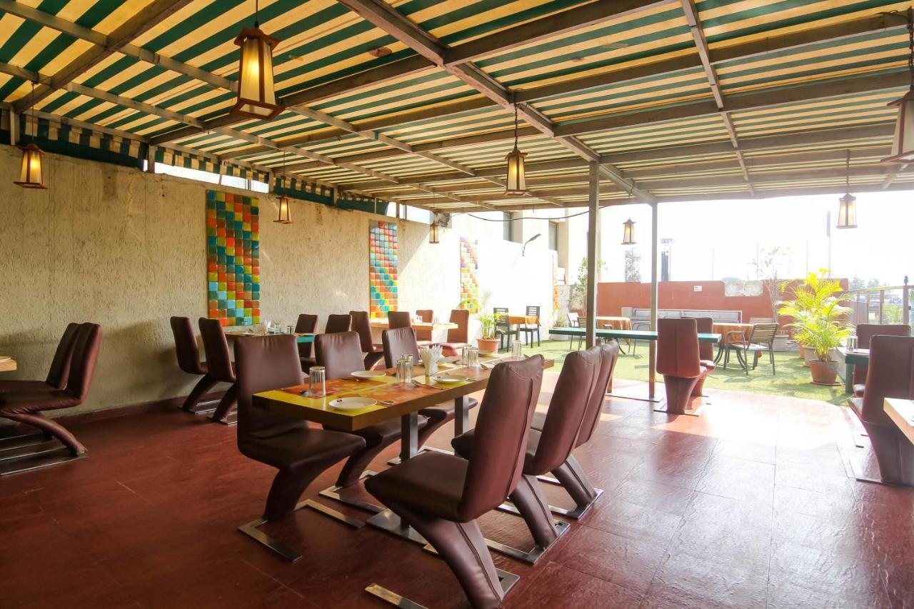 Hotel Lxia Hinjewadi - Indian Nationals Only Pimpri-Chinchwad 외부 사진