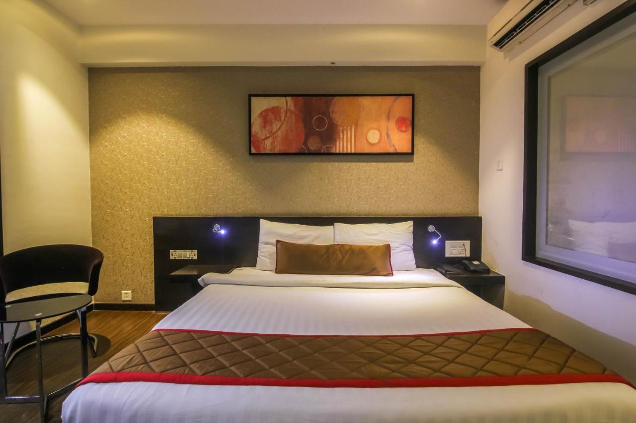Hotel Lxia Hinjewadi - Indian Nationals Only Pimpri-Chinchwad 외부 사진
